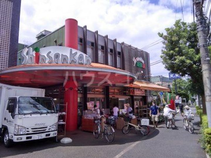 ブルーフォリストIIの周辺