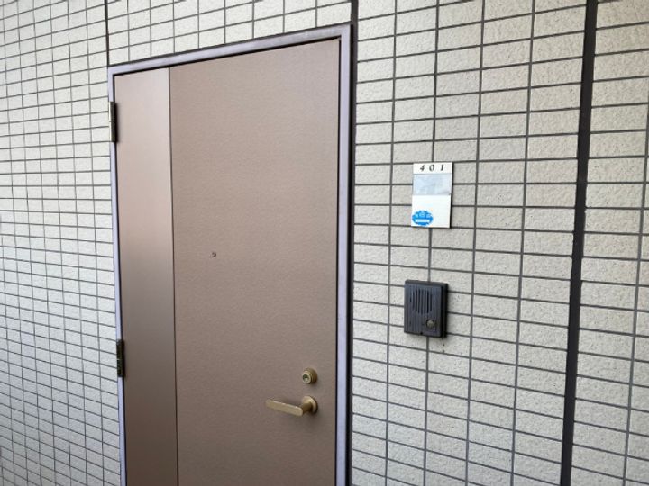 サンワード行徳の玄関