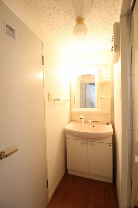 リマーカーブル己斐の内装