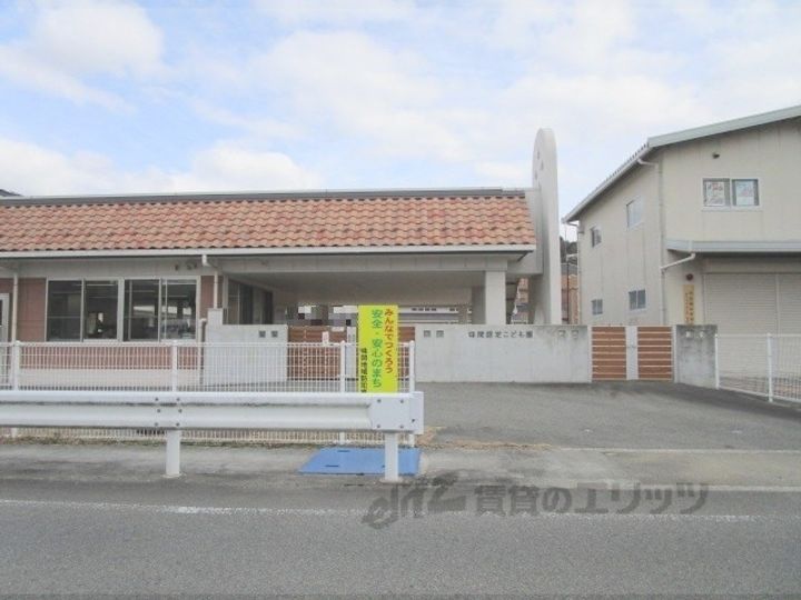 コンフォール・ヴィラA棟の周辺