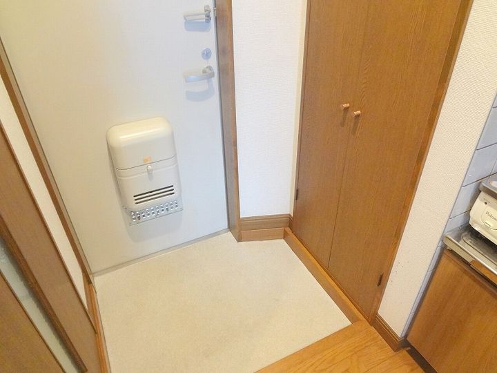 ガーデンヒルズY&Kの玄関