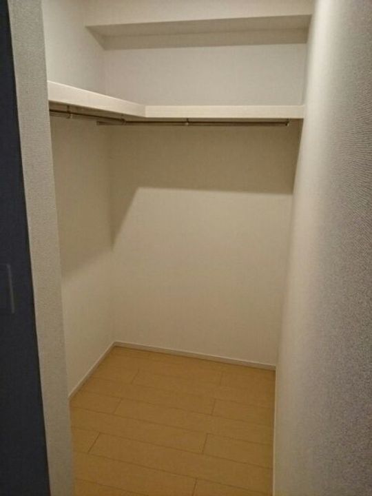 エデンIIの内装