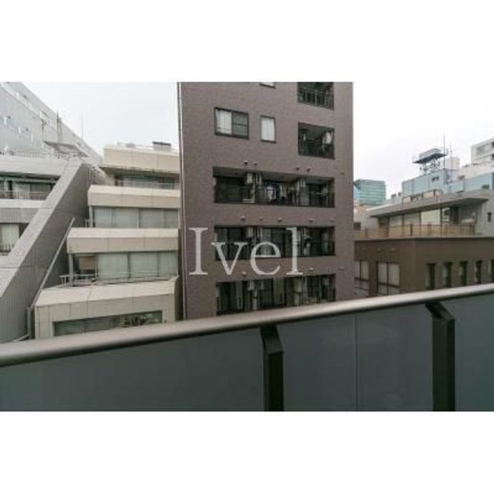 東京都千代田区神田錦町2(マンション)の賃貸物件の地図