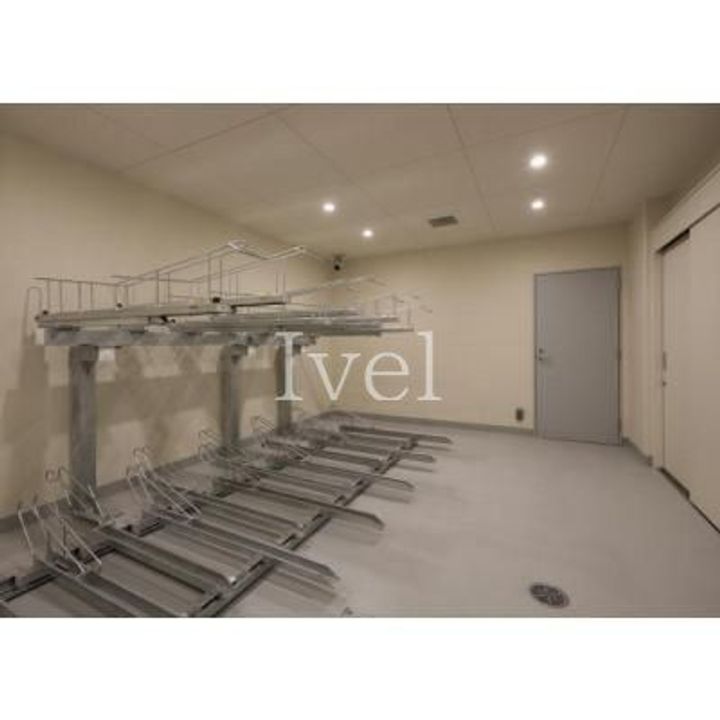 東京都千代田区神田錦町2(マンション)の賃貸物件の地図