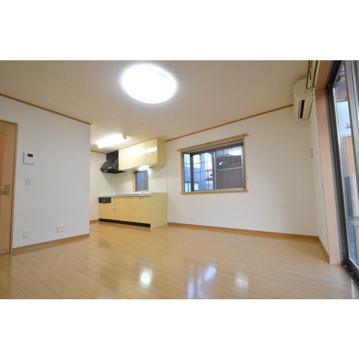 富山県富山市大島2(一戸建)の賃貸物件の居間
