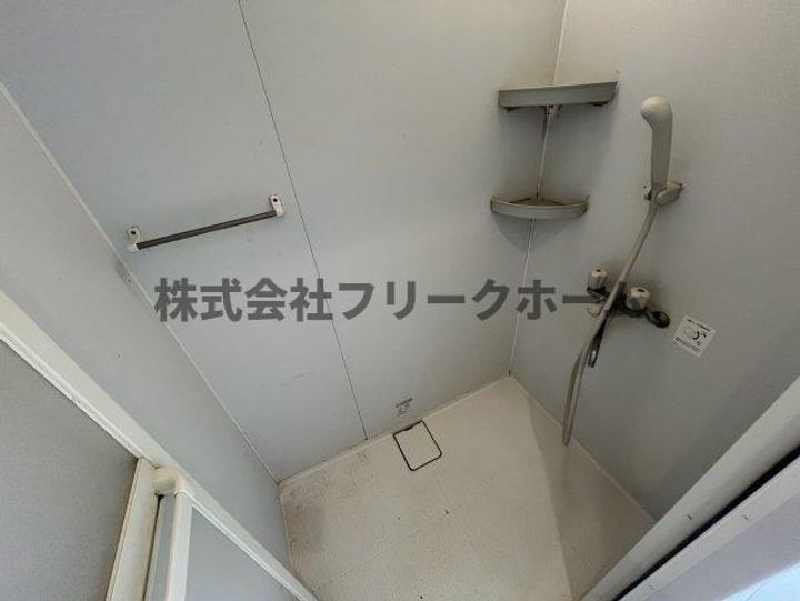 東京都三鷹市上連雀3の賃貸アパートの風呂