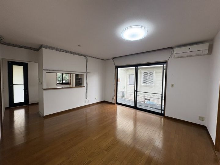 東京都日野市南平5(一戸建)の賃貸物件の居間