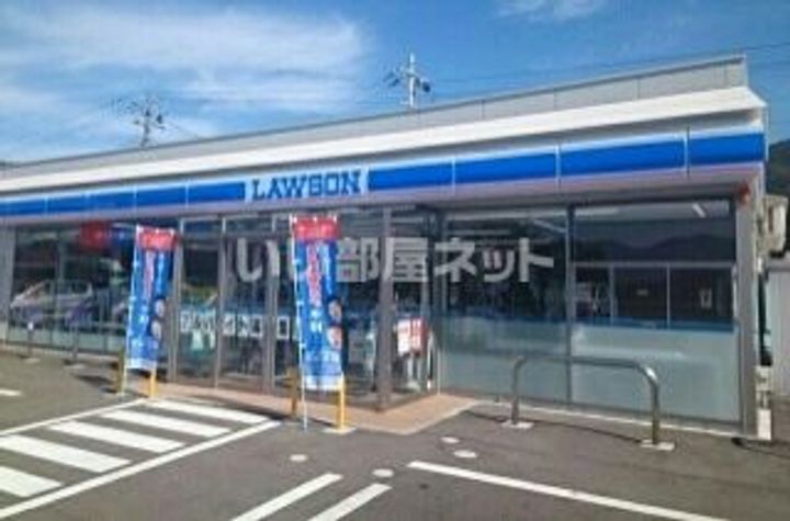 ラ・ネージュB棟の周辺