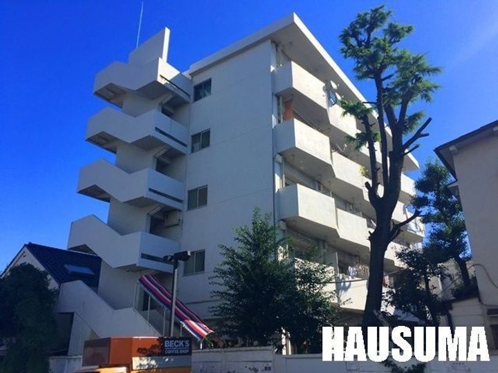 杉浦マンションの外観