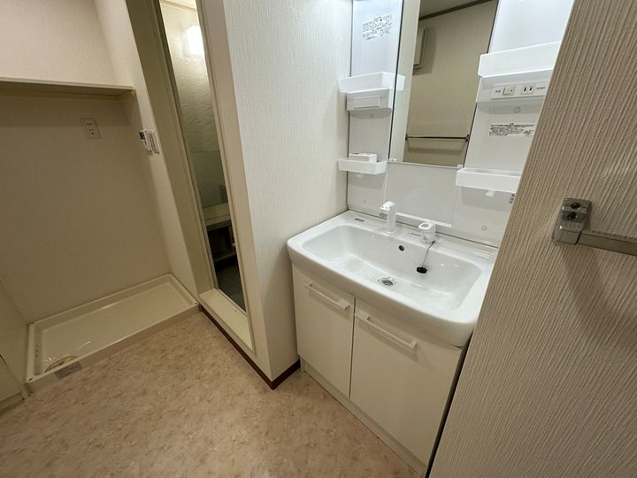 東香里野村マンションの内装
