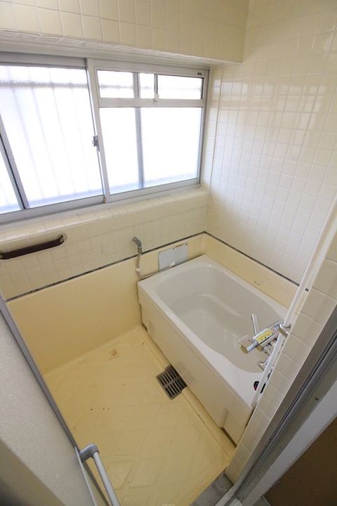 大里東マンションの風呂