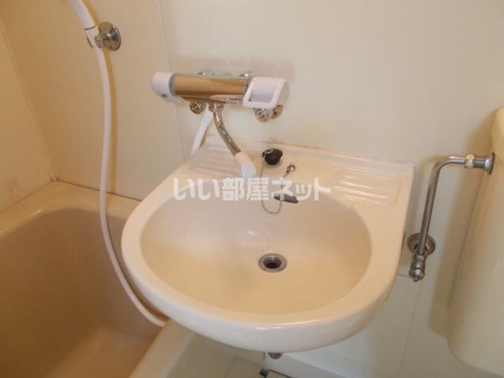 三重県名張市平尾(マンション)の賃貸物件の内装