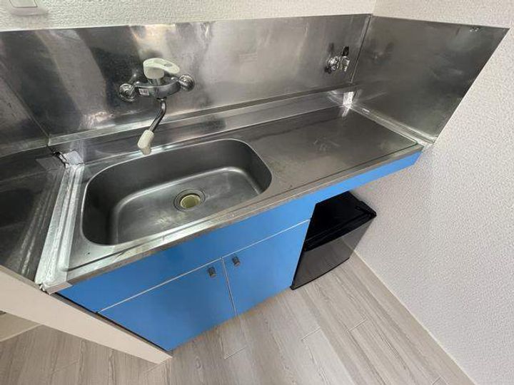 プラザ・ドゥ・モーリスB棟のキッチン