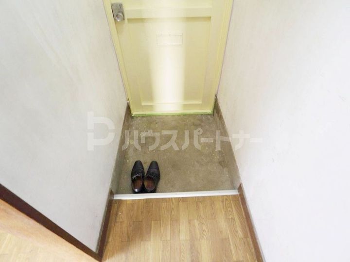 ジャスミンコート3の玄関