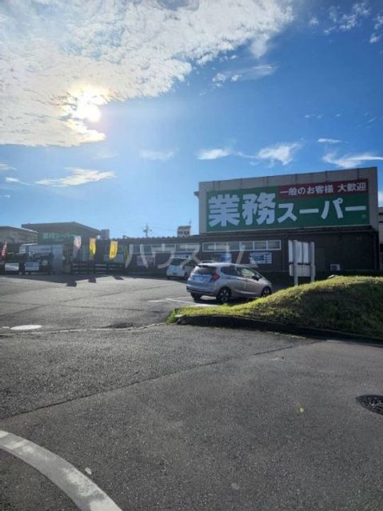 ラパーク・ガーデンの周辺