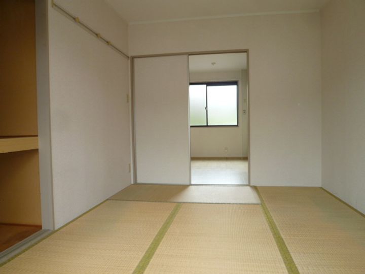 フレール滝の瀬の居間