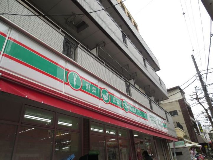 ロゼレーヌの周辺