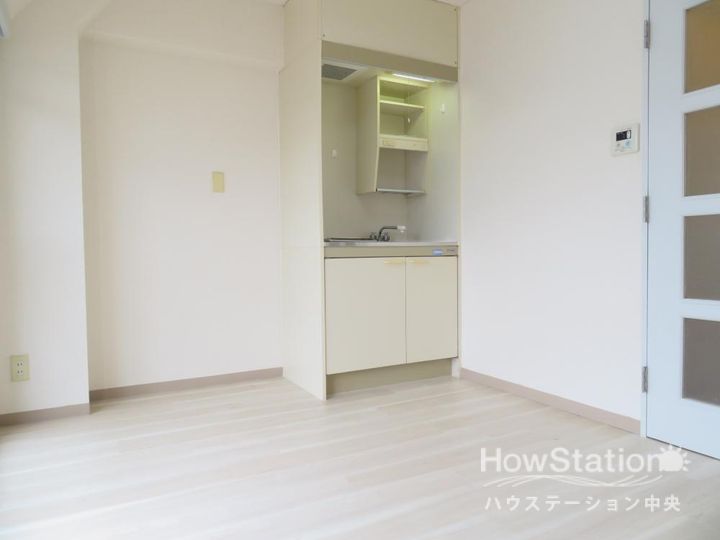 小茂根ヒルズの居間