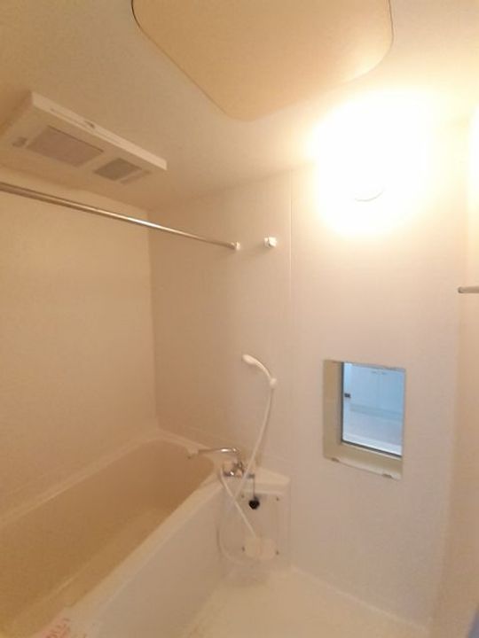 新潟県燕市佐渡(アパート)の賃貸物件の風呂