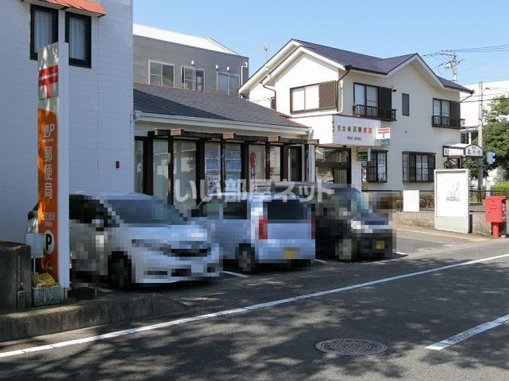 セレーナの周辺