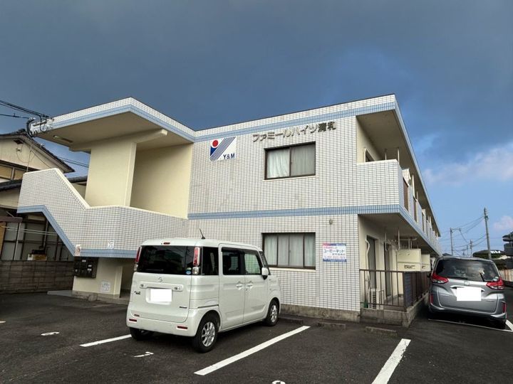 ファミールハイツ清和の外観