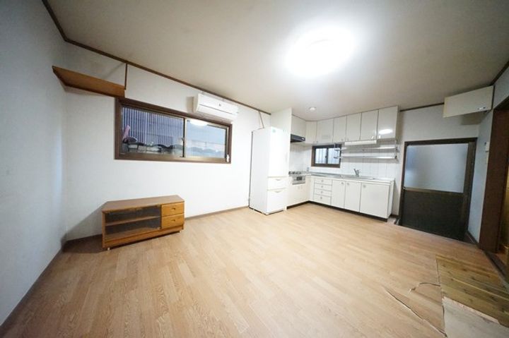 山口県下関市西入江町(一戸建)の賃貸物件の居間