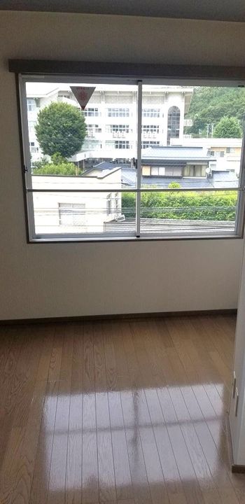 ウイングコートの内装