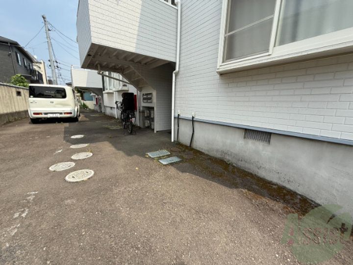 ベルコート市名坂の地図