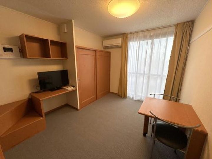 レオパレスブルースカイの居間