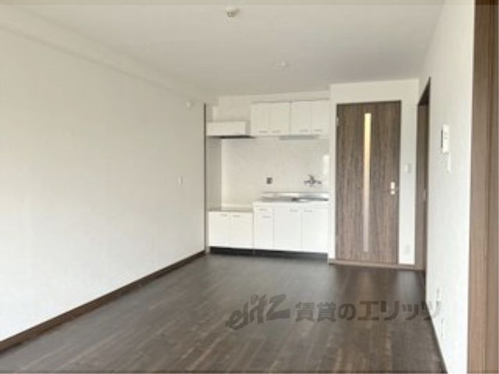 MAYUMIウエストサイド楠葉の居間