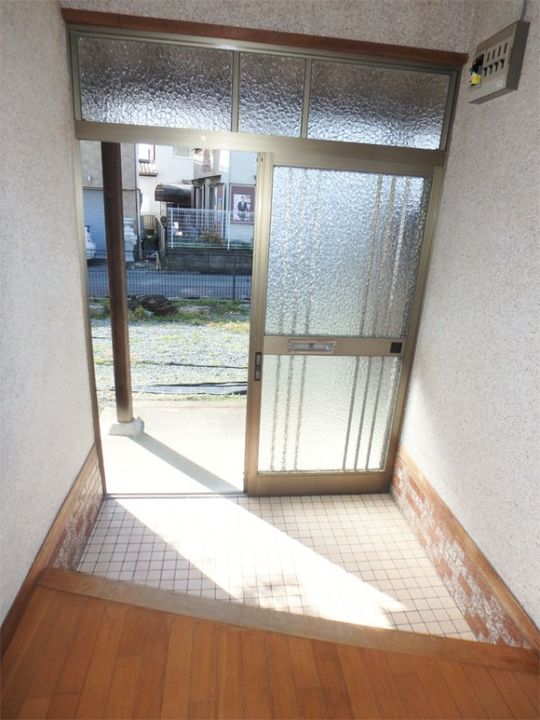 三重県松阪市久保町(一戸建)の賃貸物件の玄関