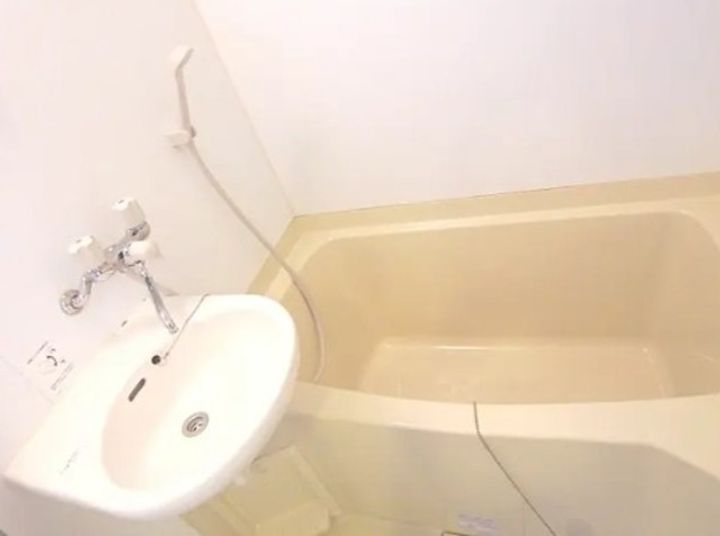 Terrazza Estの風呂