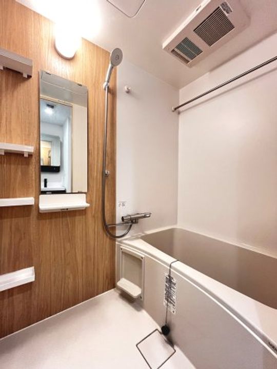 セレニテ日本橋エクラの風呂