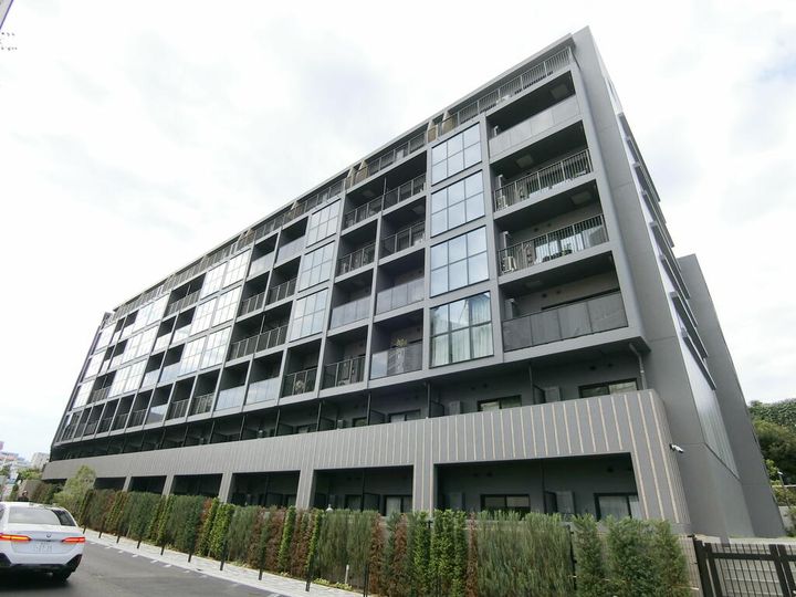 Brillia ist 池尻大橋の外観
