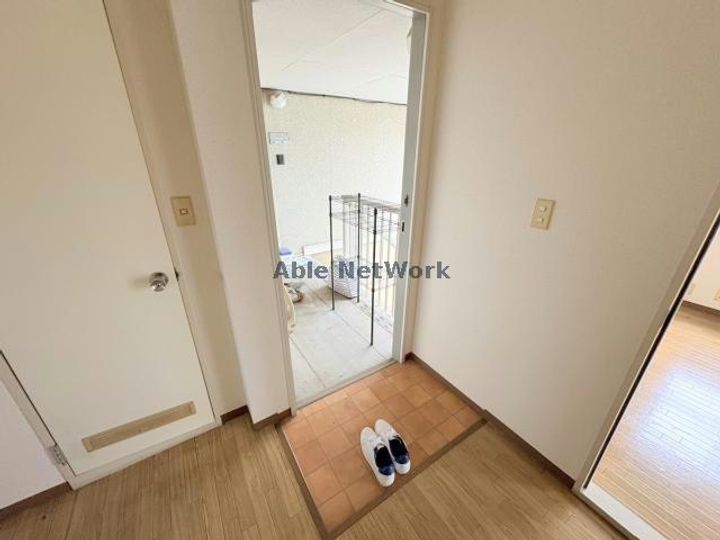 茨城県古河市緑町(アパート)の賃貸物件の玄関