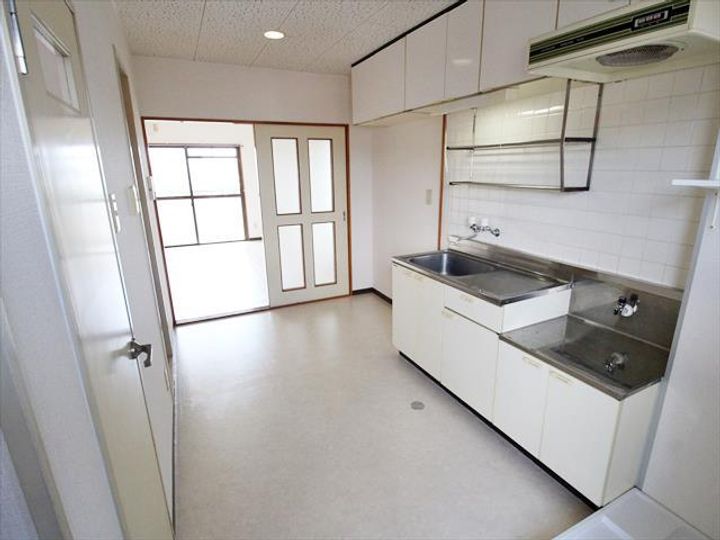 ロイヤルハイツ平和通のキッチン