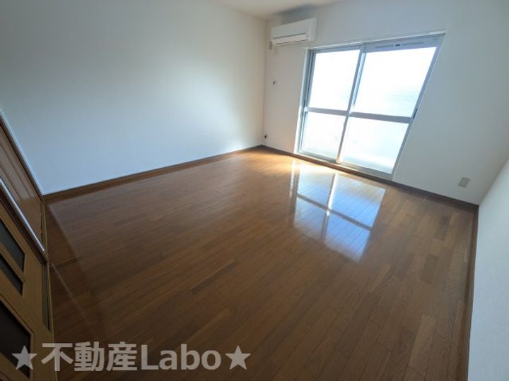 徳島県徳島市応神町古川字井利ノ元(マンション)の賃貸物件の内装