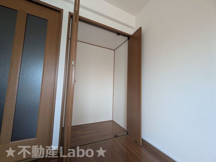 徳島県徳島市応神町古川字井利ノ元(マンション)の賃貸物件の内装