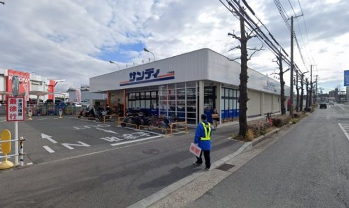 リバティビルの周辺