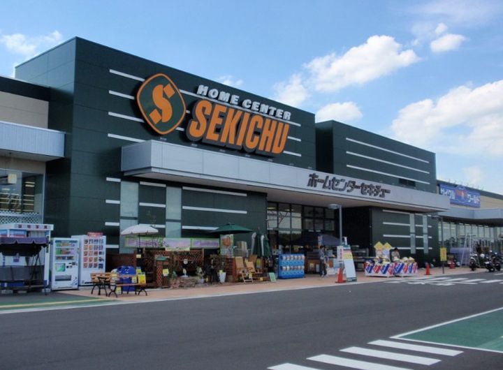 チャイニーズヨウラクAの周辺