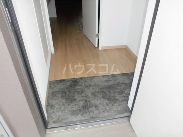 ソレッジの玄関