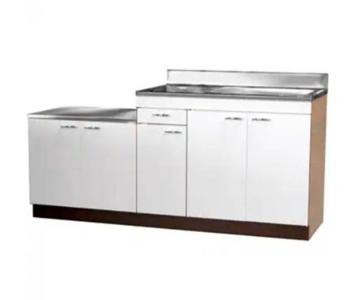 ヒルトップ御城 E棟のキッチン