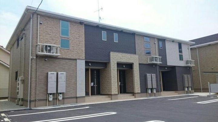山口県宇部市中村2(アパート)の賃貸物件の外観