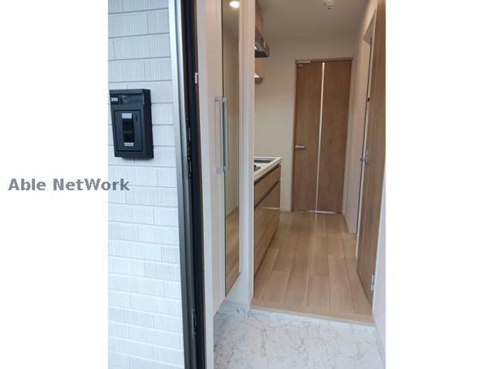 メゾンドールの玄関