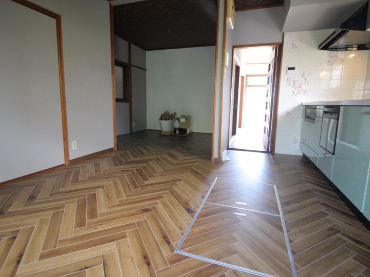 京都府京都市山科区大宅桟敷(一戸建)の賃貸物件の居間