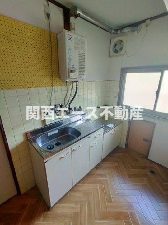 大阪府大東市明美の里町(一戸建)の賃貸物件のキッチン