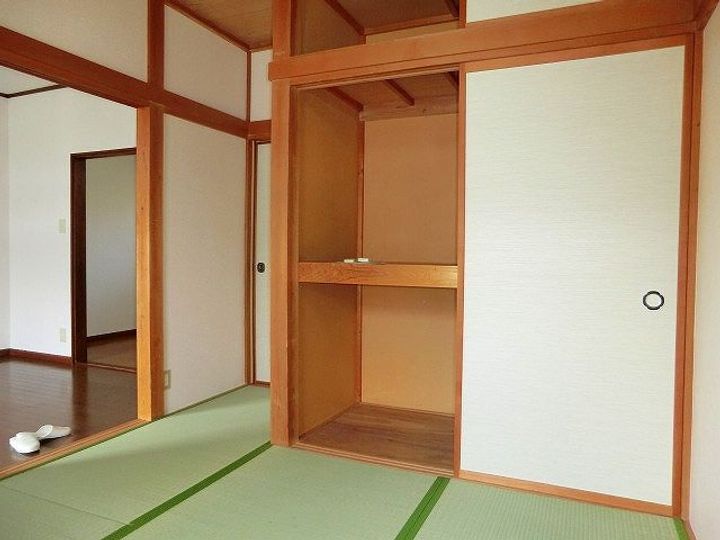 中宗岡ハイツの内装