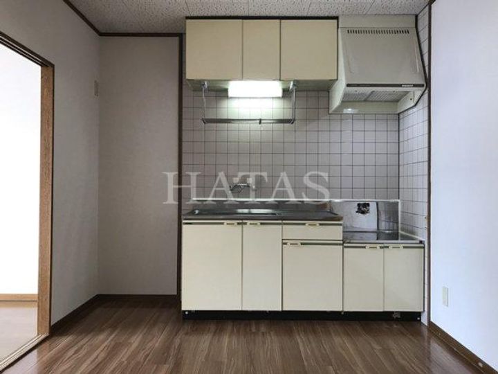 ハイステップ花田 B棟のキッチン