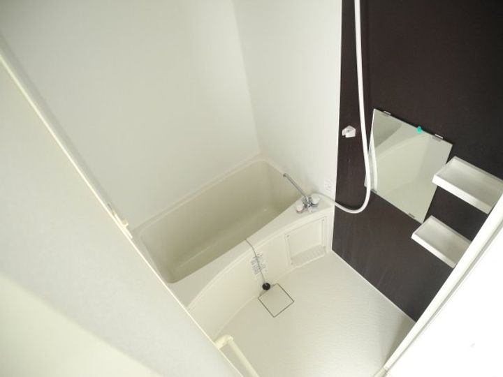 modern palazzo Isahaya Hattenの風呂