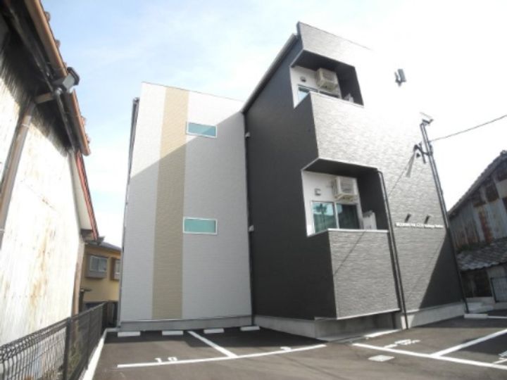 modern palazzo Isahaya Hattenの外観